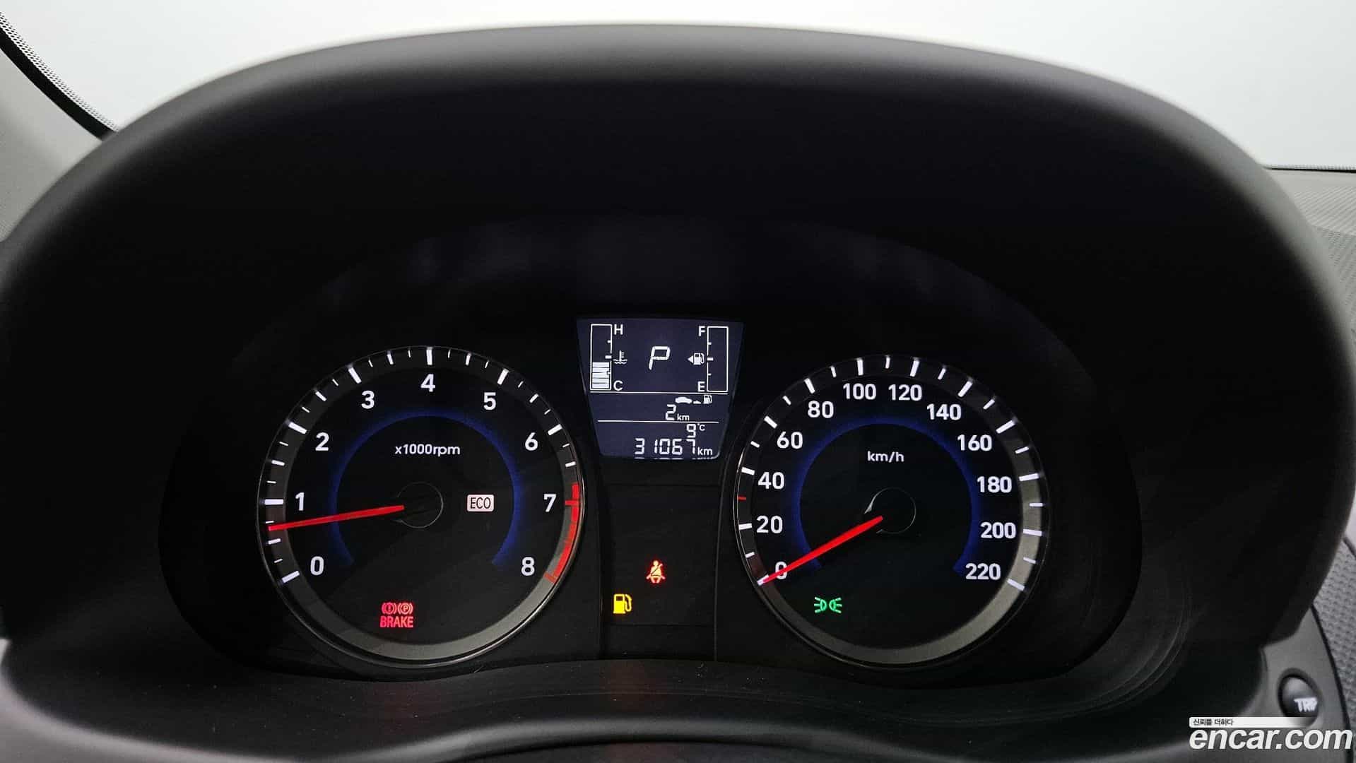 Accent Hyundai 2018.6-INNER-008