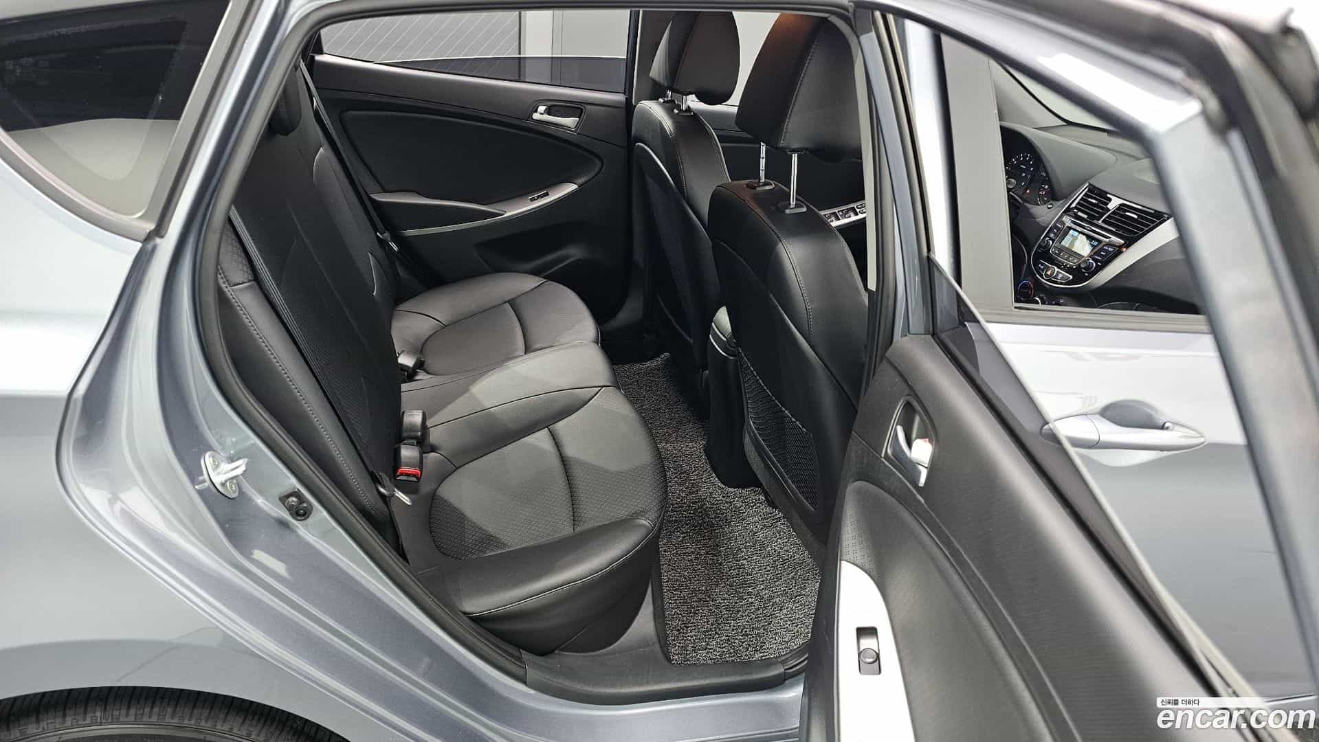 Accent Hyundai 2018.6-OPTION-016