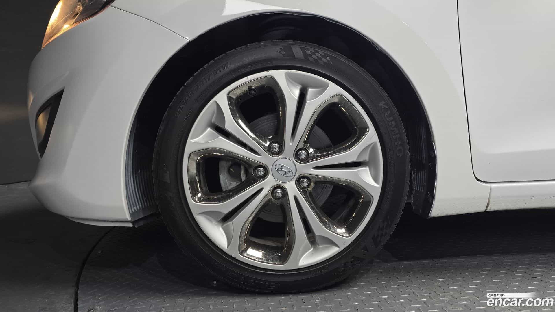 i30 Hyundai 2012.6-OUTER-005