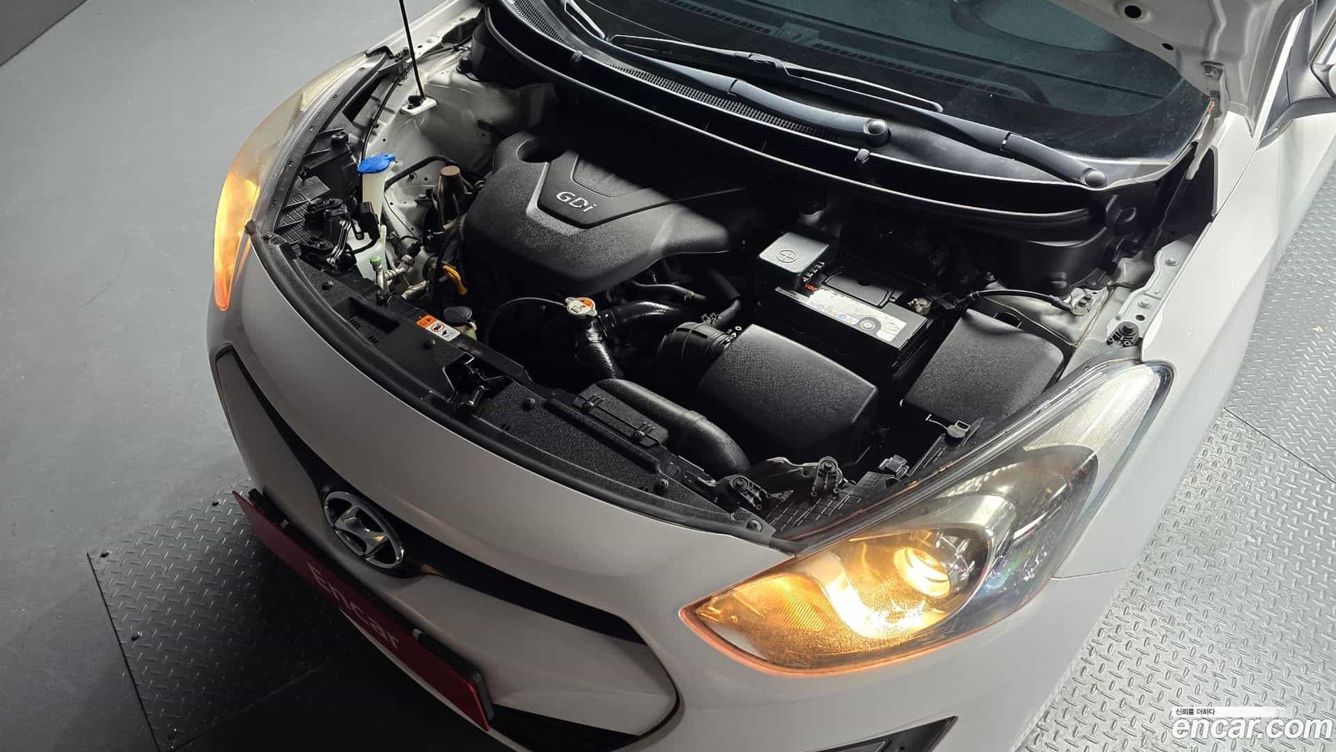 i30 Hyundai 2012.6-OUTER-006