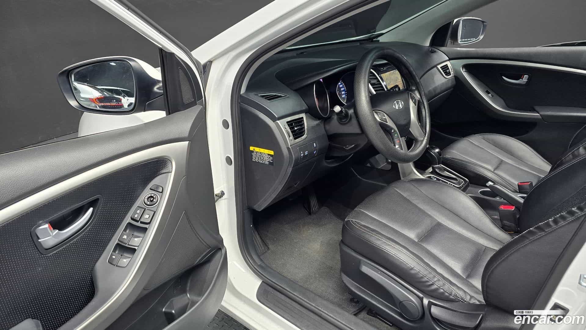 i30 Hyundai 2012.6-OPTION-015