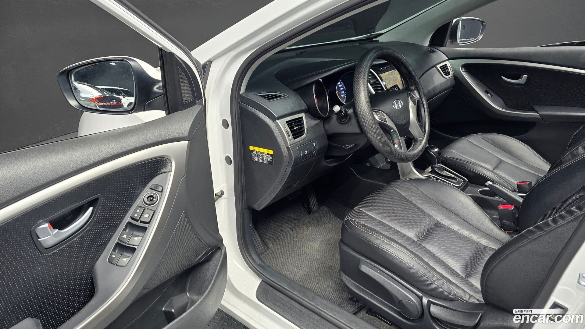 Main__Slider__Photo:i30 Hyundai 2012.6-11