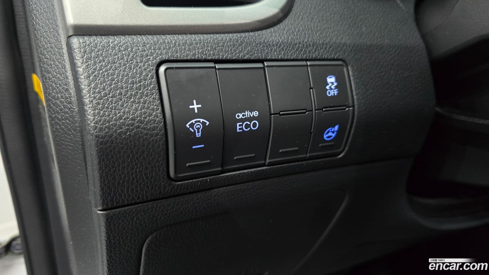 Main__Slider__Photo:i30 Hyundai 2012.6-14