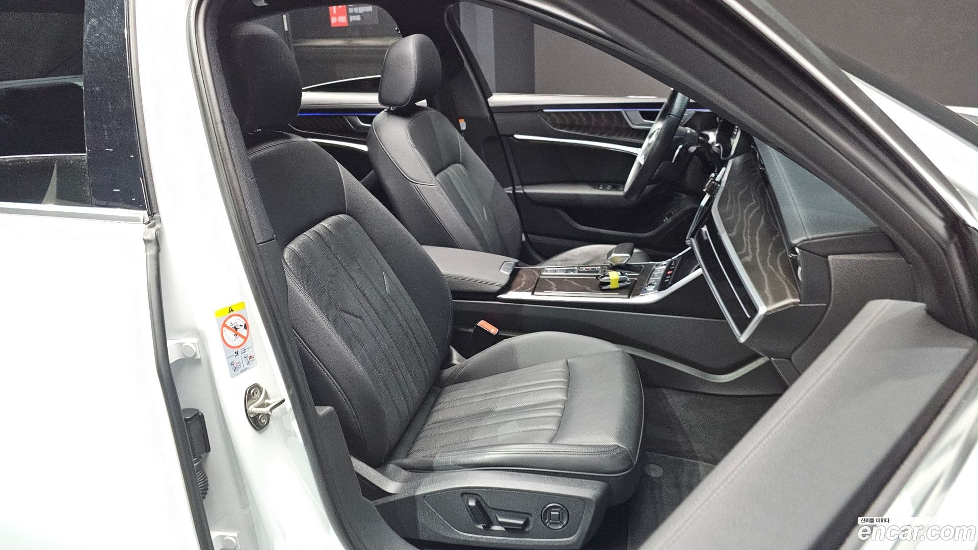 Main__Slider__Photo:A6 Audi 2022.4-9