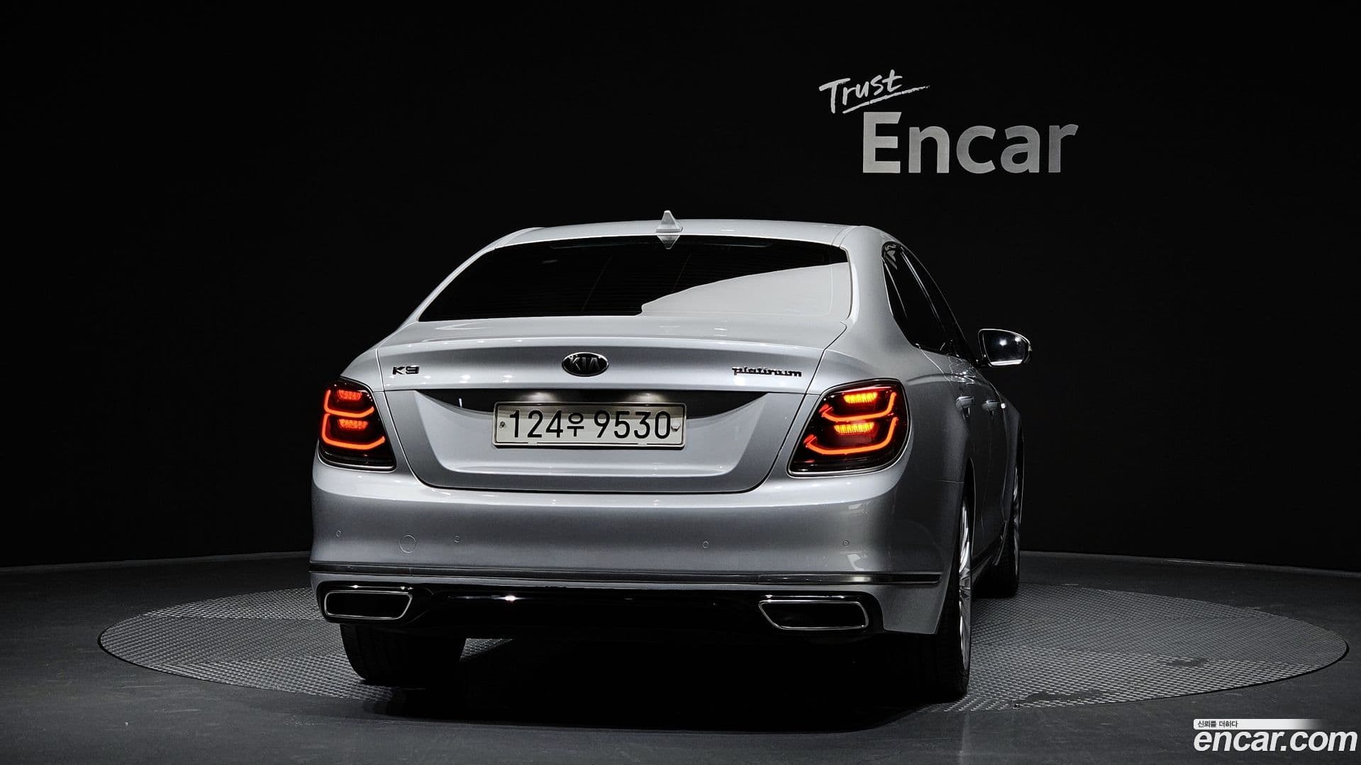 Main__Slider__Photo:K9 Kia 2018.8-3