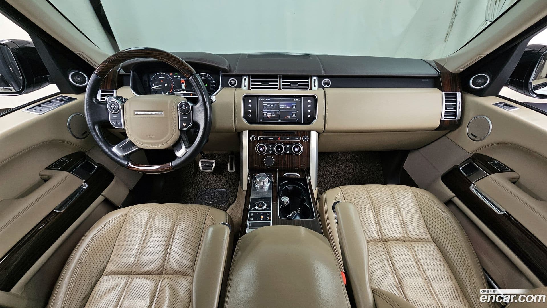 Main__Slider__Photo:Range Rover Land Rover 2016.2-6