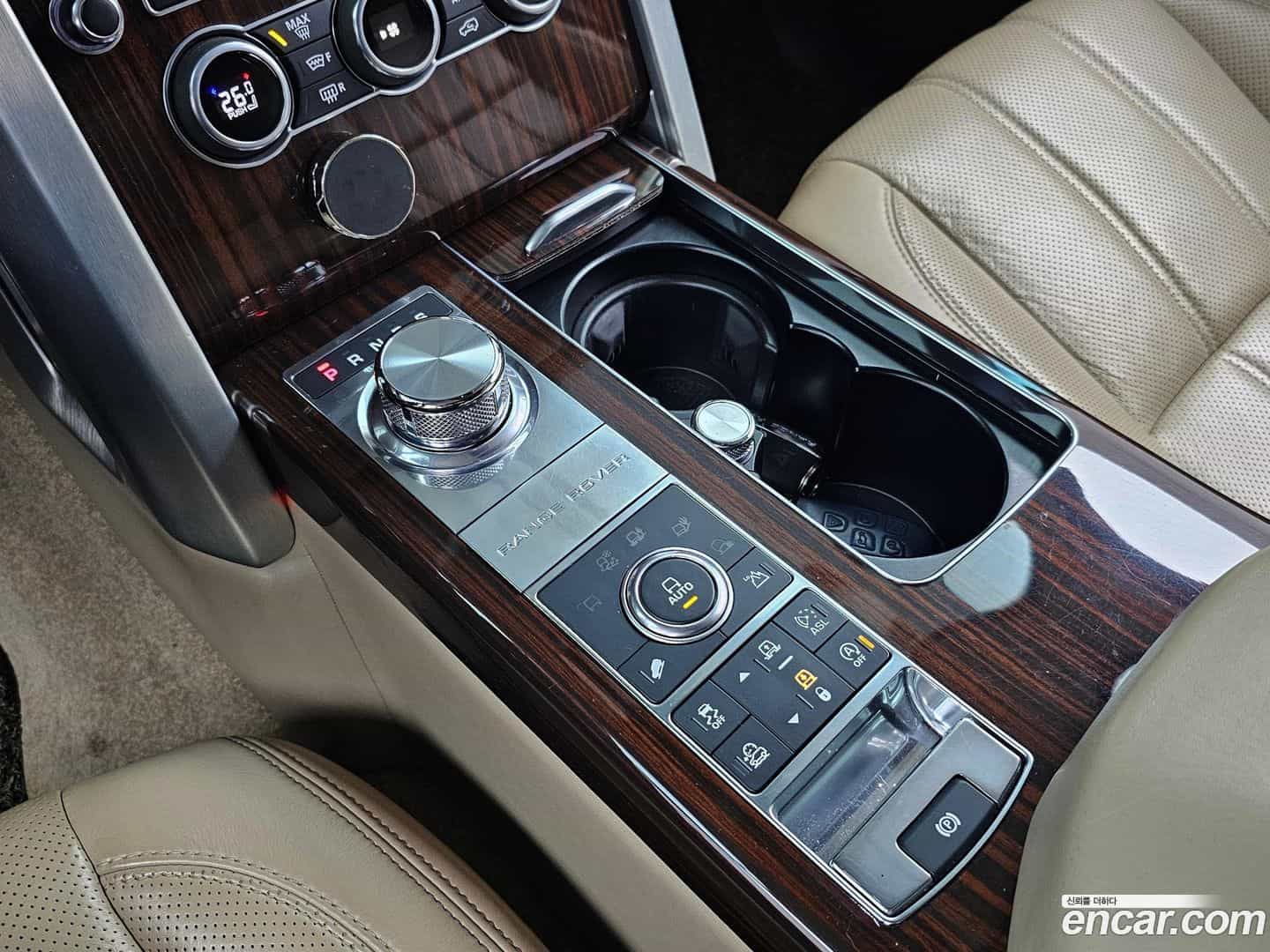 Range Rover Land Rover 2016.2-INNER-009