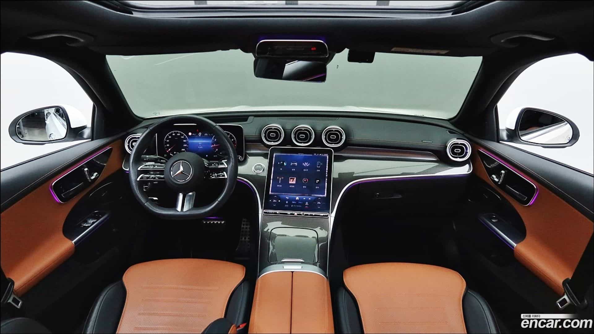 C-Class Mercedes-Benz 2023.2-INNER-006