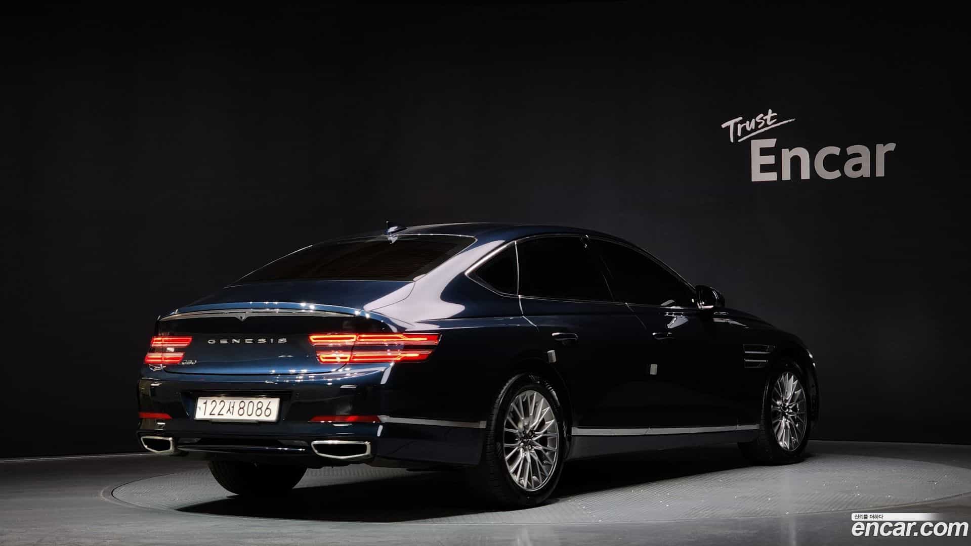 G80 Genesis 2021.1-OUTER-002