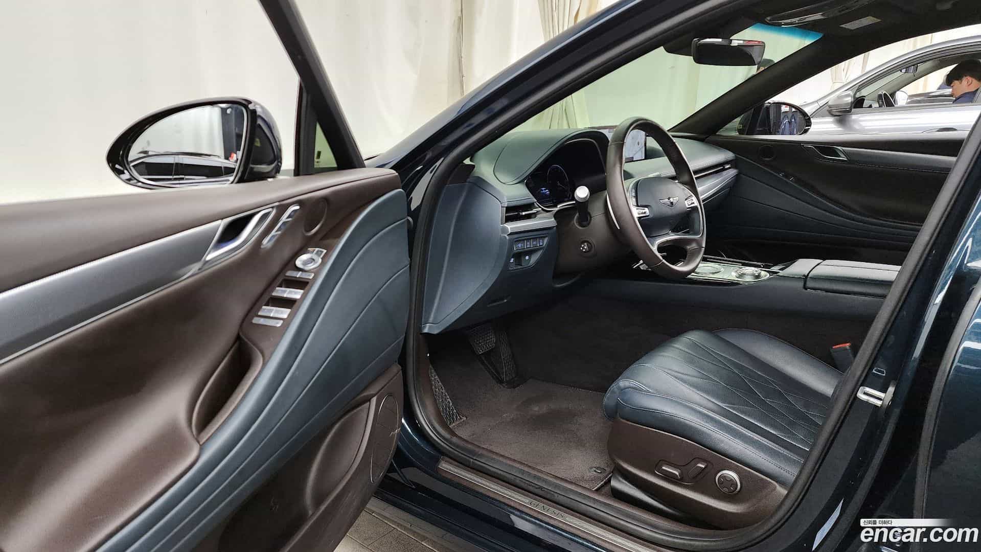 G80 Genesis 2021.1-INNER-010