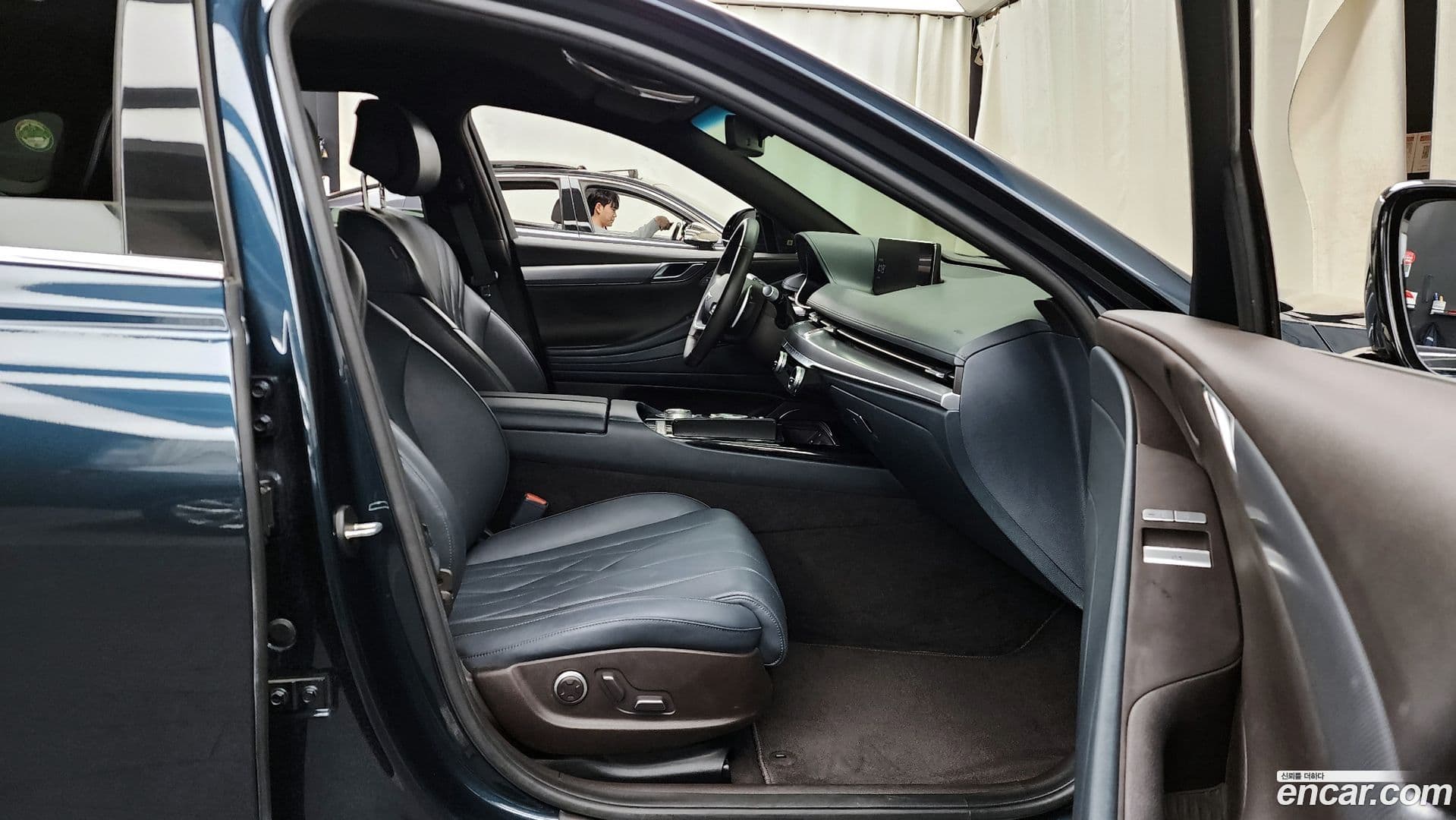 Main__Slider__Photo:G80 Genesis 2021.1-10