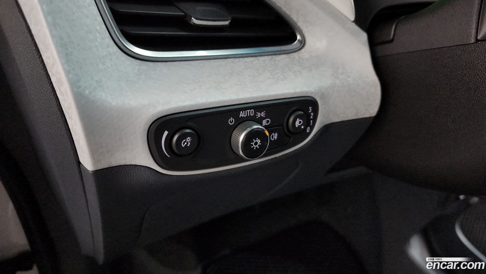 Main__Slider__Photo:Bolt EV ChevroletGMDaewoo 2018.6-13