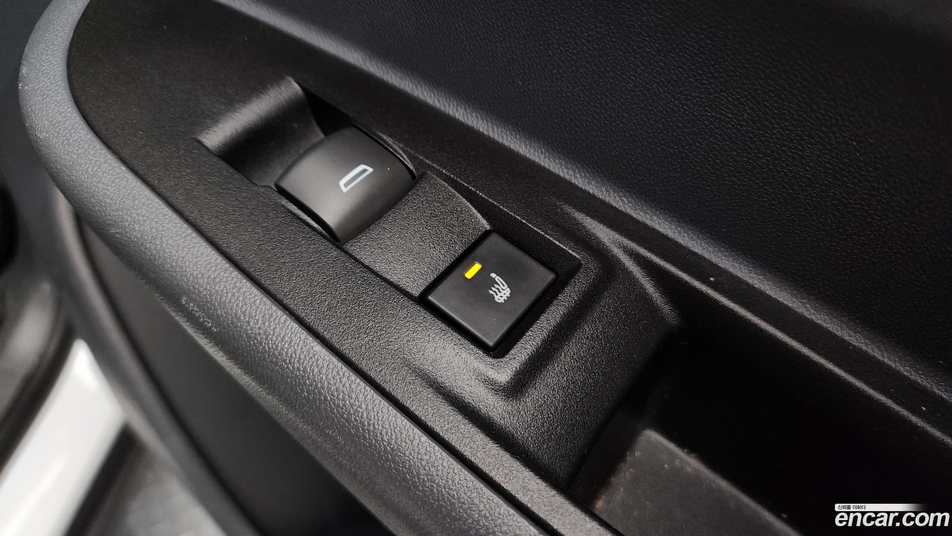 Main__Slider__Photo:Bolt EV ChevroletGMDaewoo 2018.6-18