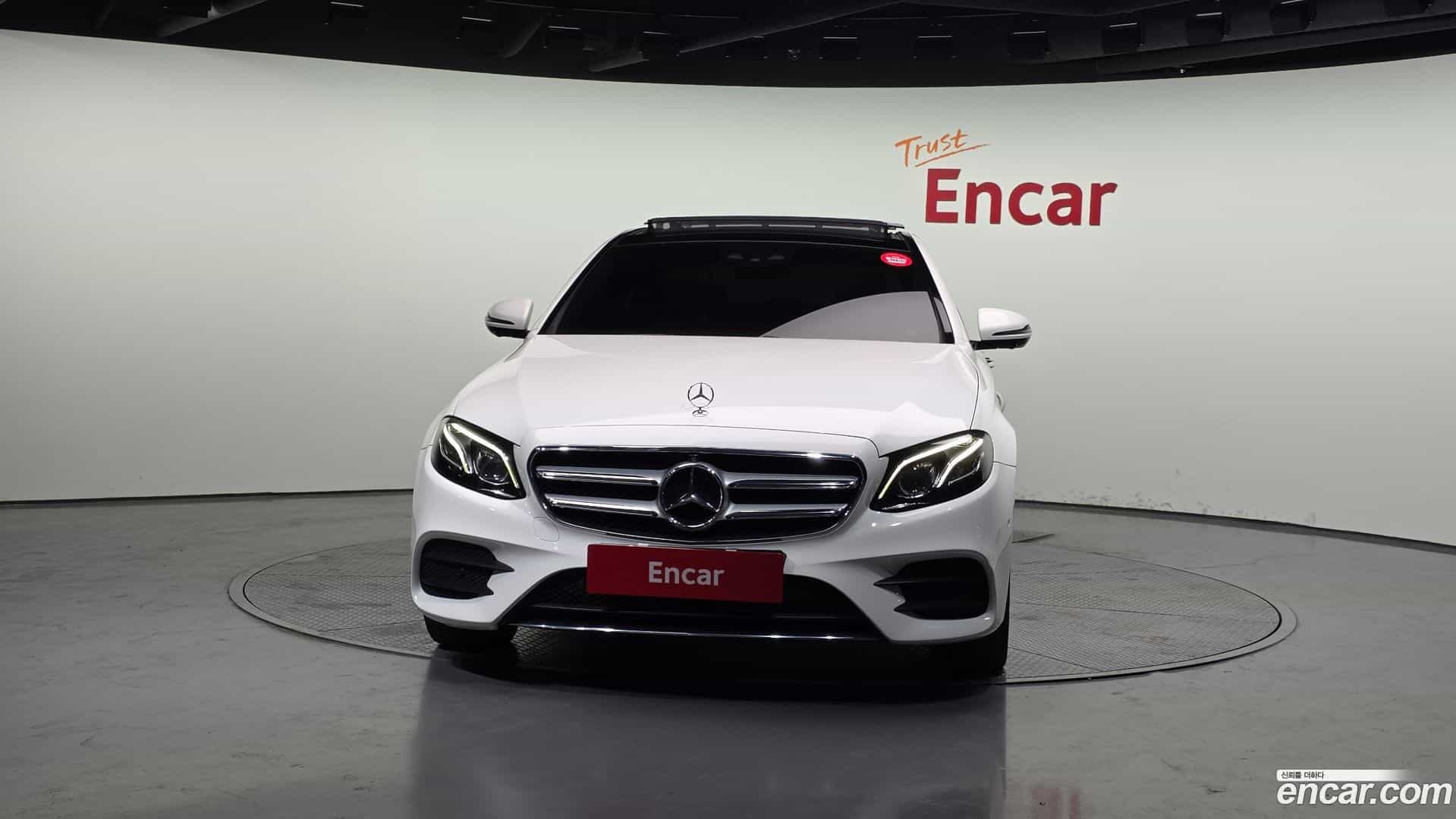 E-Class Mercedes-Benz 2017.3-OUTER-003