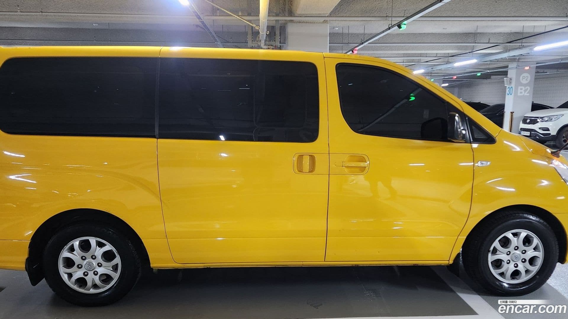 Main__Slider__Photo:Starex Hyundai 2011.1-3