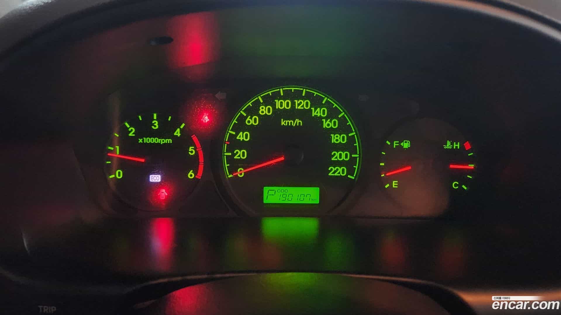 Starex Hyundai 2011.1-OPTION-020