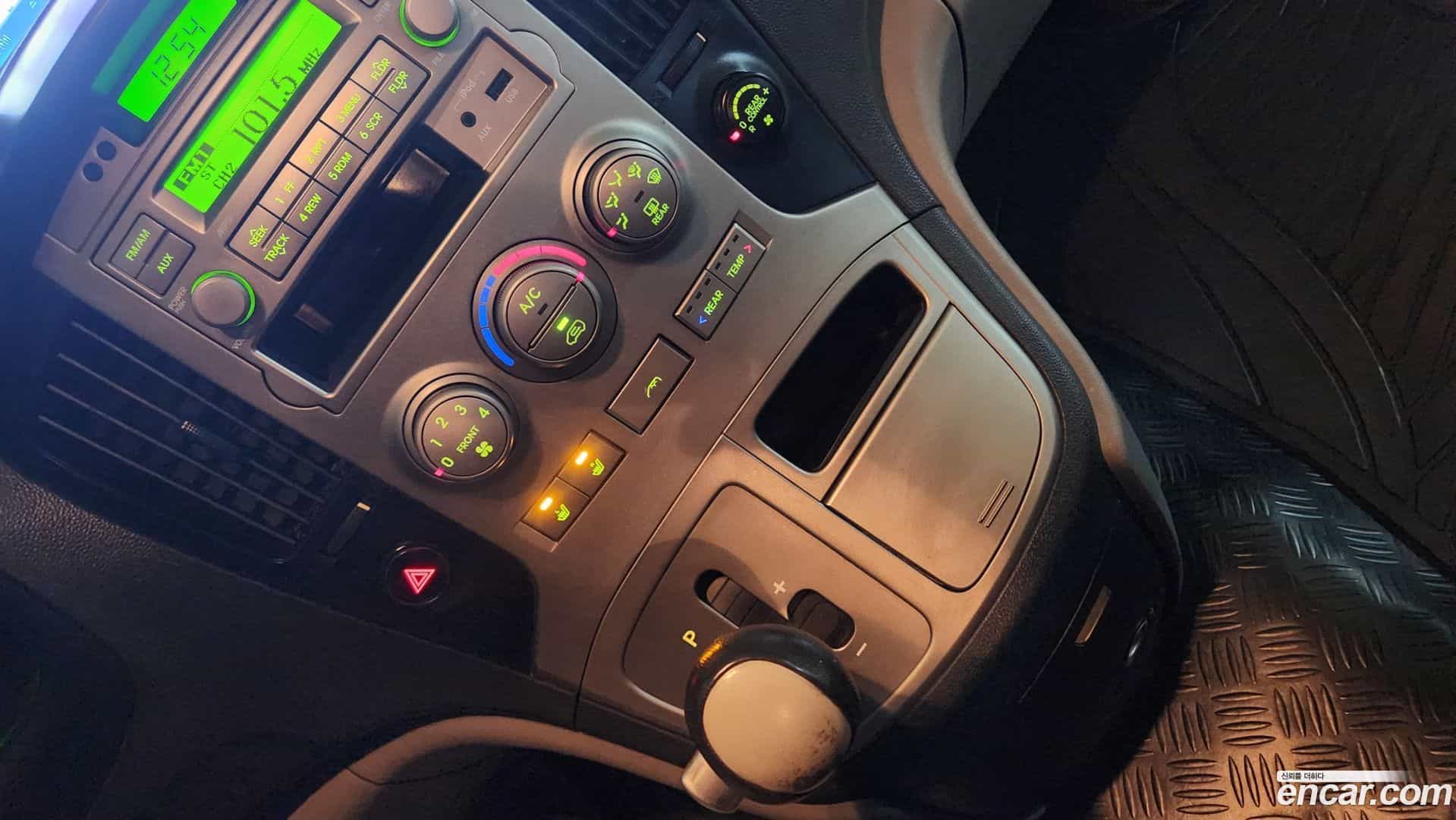 Starex Hyundai 2011.1-OPTION-023