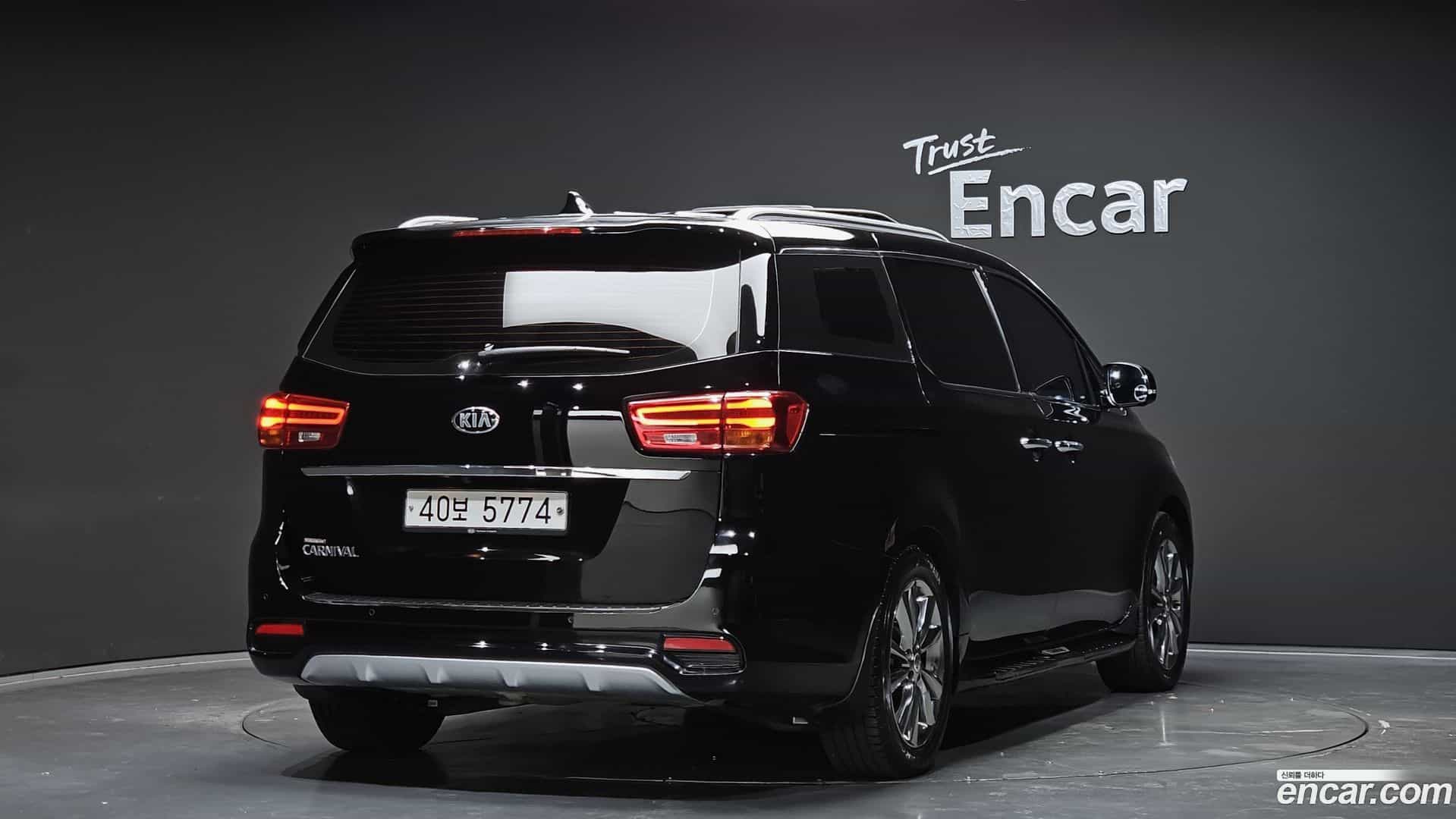 Canival Kia 2019.1-OUTER-002