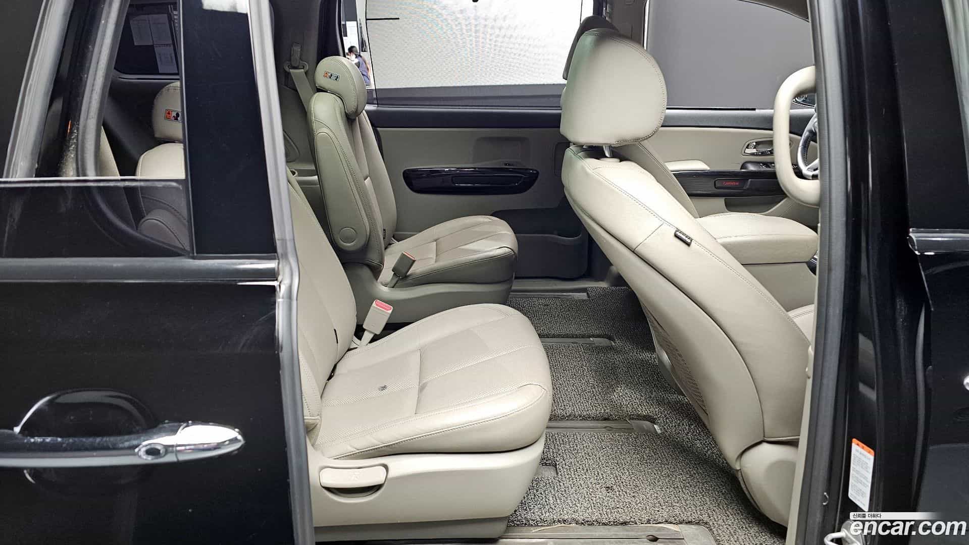 Canival Kia 2019.1-OPTION-015