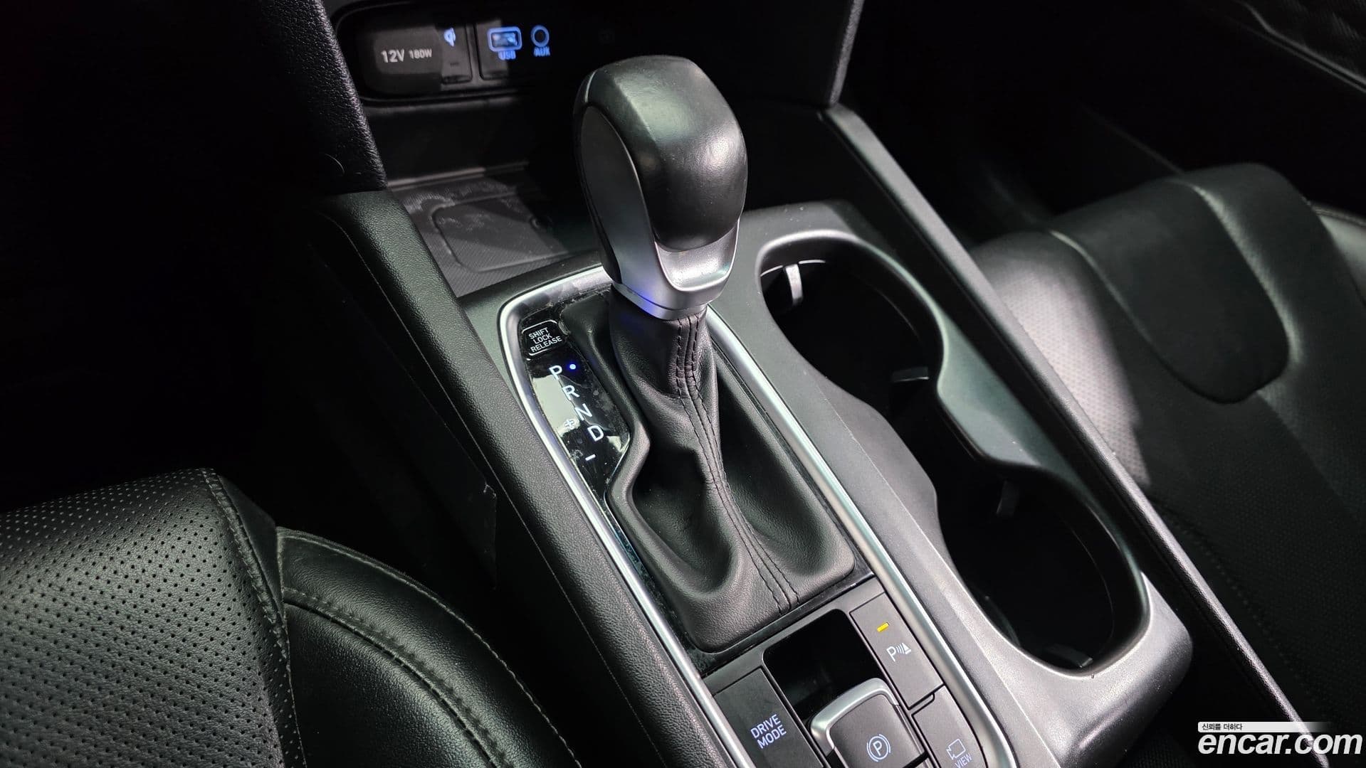 Main__Slider__Photo:Santafe Hyundai 2018.4-8