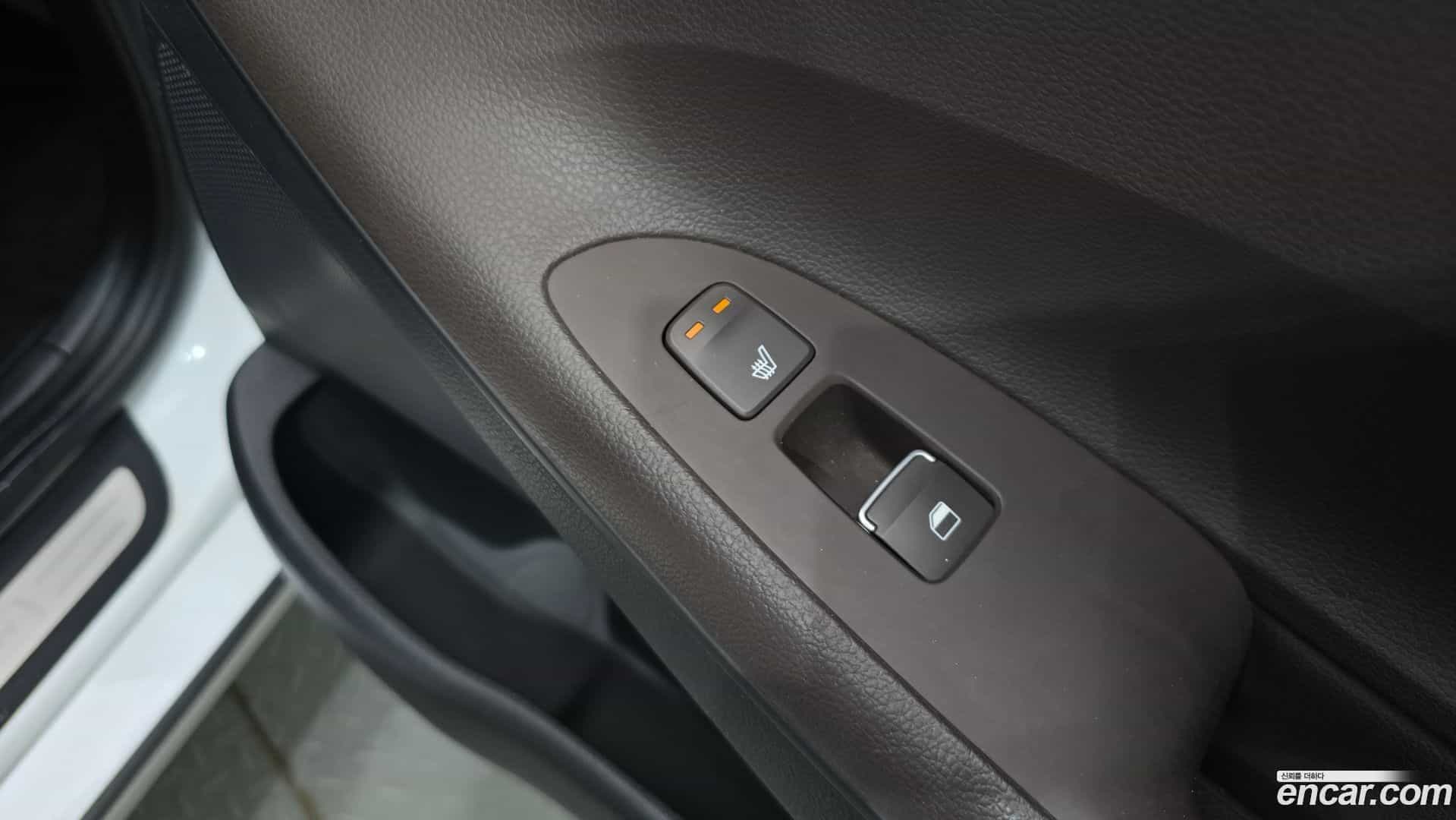 Grandeur Hyundai 2019.0-OPTION-022