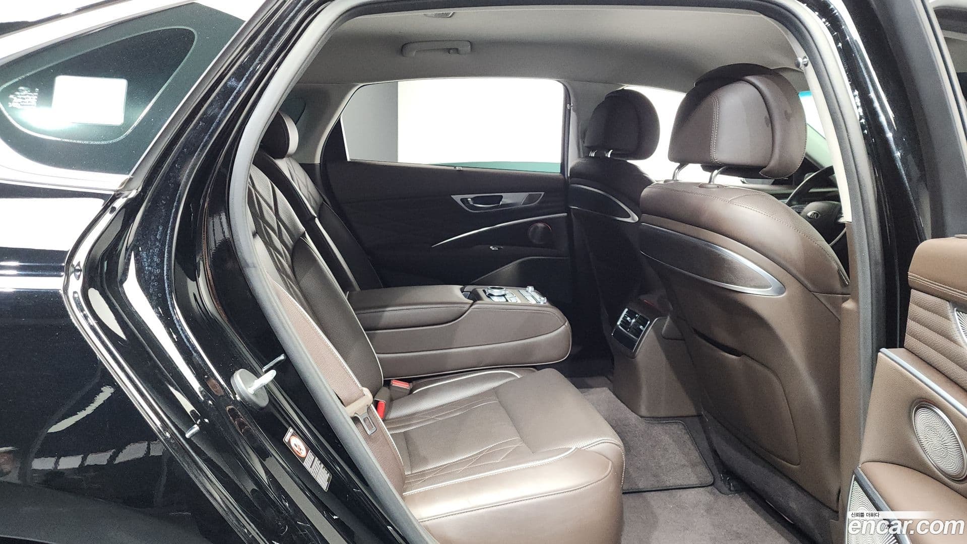 Main__Slider__Photo:K9 Kia 2019.6-11