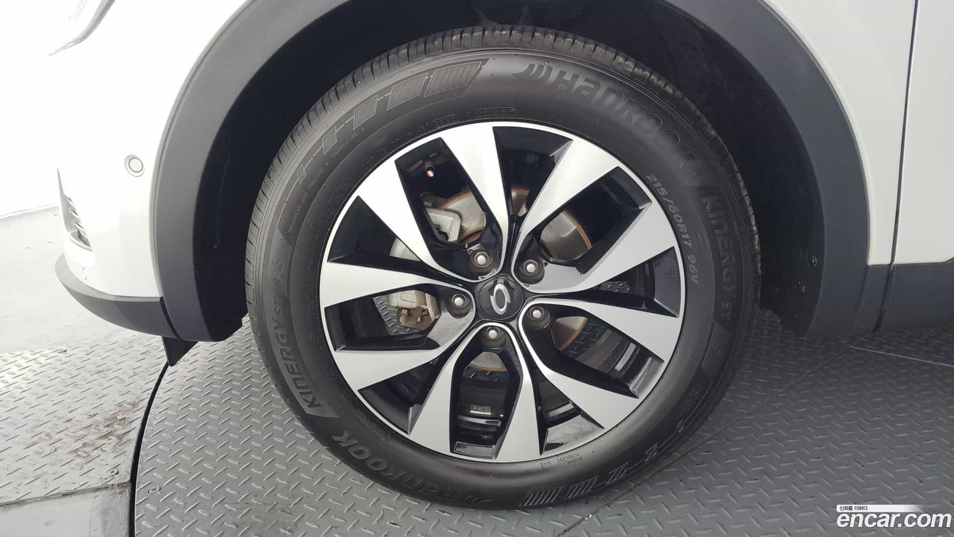 XM3 Renault-KoreaSamsung 2022.2-OUTER-005