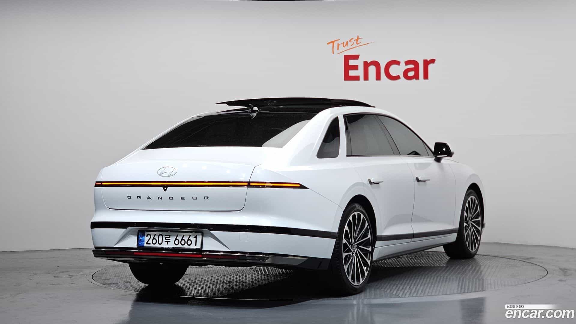 Grandeur Hyundai 2023.5-OUTER-002