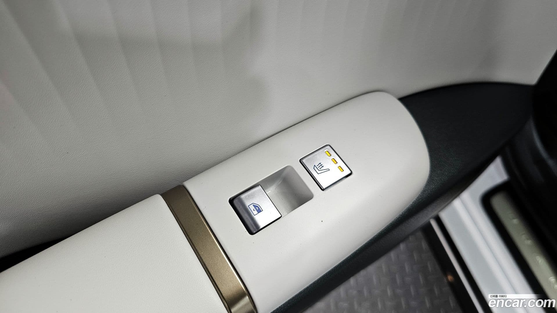 Main__Slider__Photo:Grandeur Hyundai 2023.5-11