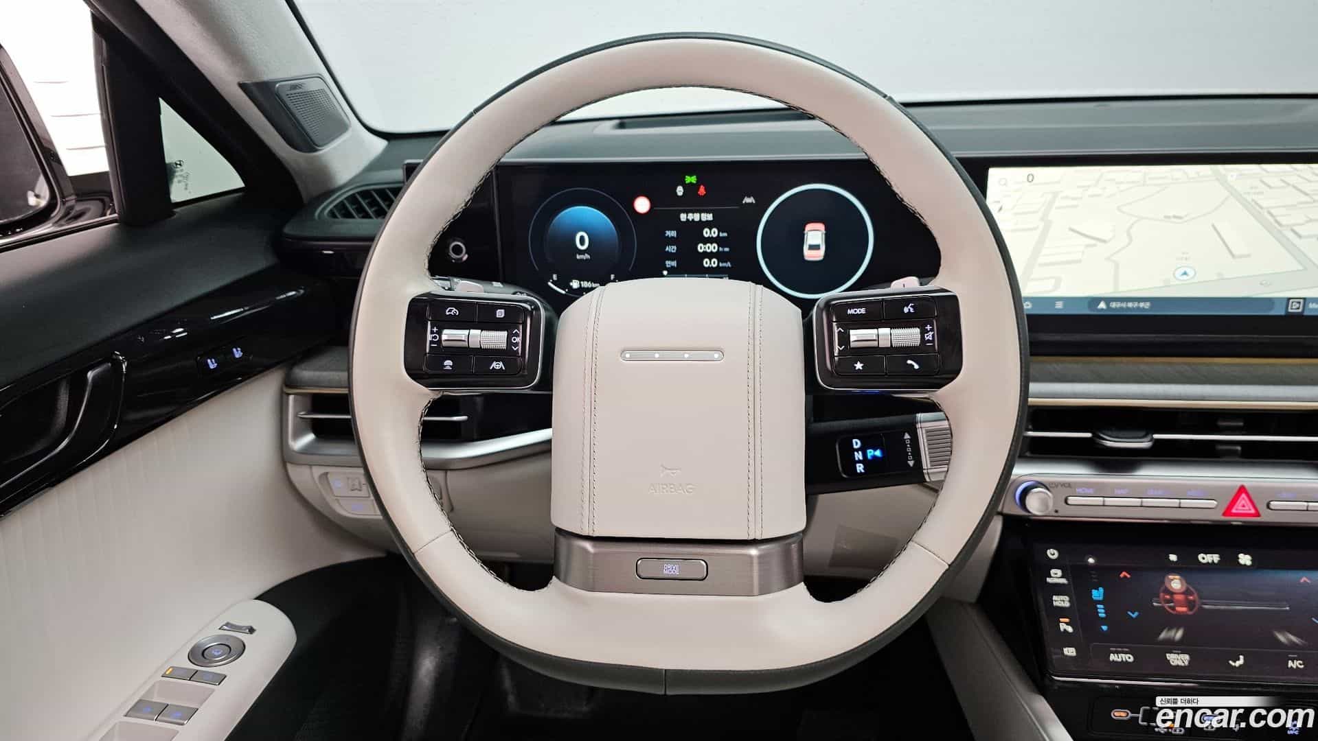 Grandeur Hyundai 2023.5-OPTION-017