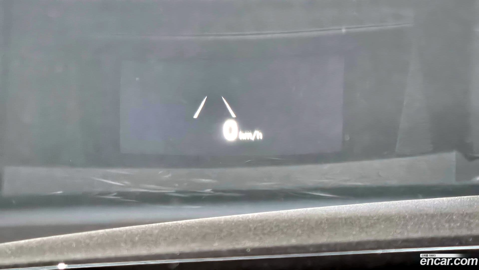 Main__Slider__Photo:G90 Genesis 2019.5-16