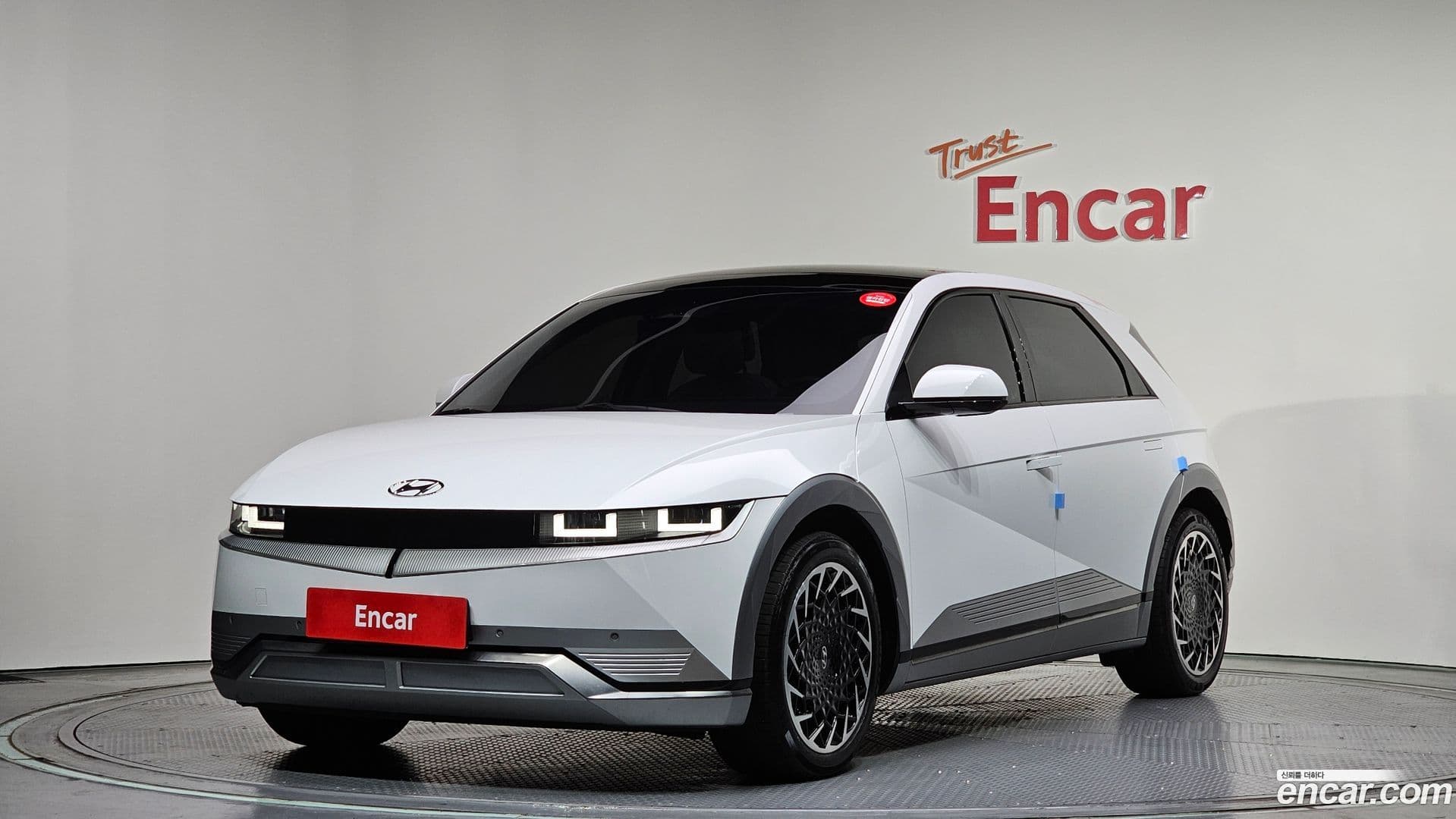 Main__Slider__Photo:Ioniq5 Hyundai 2022.1-0