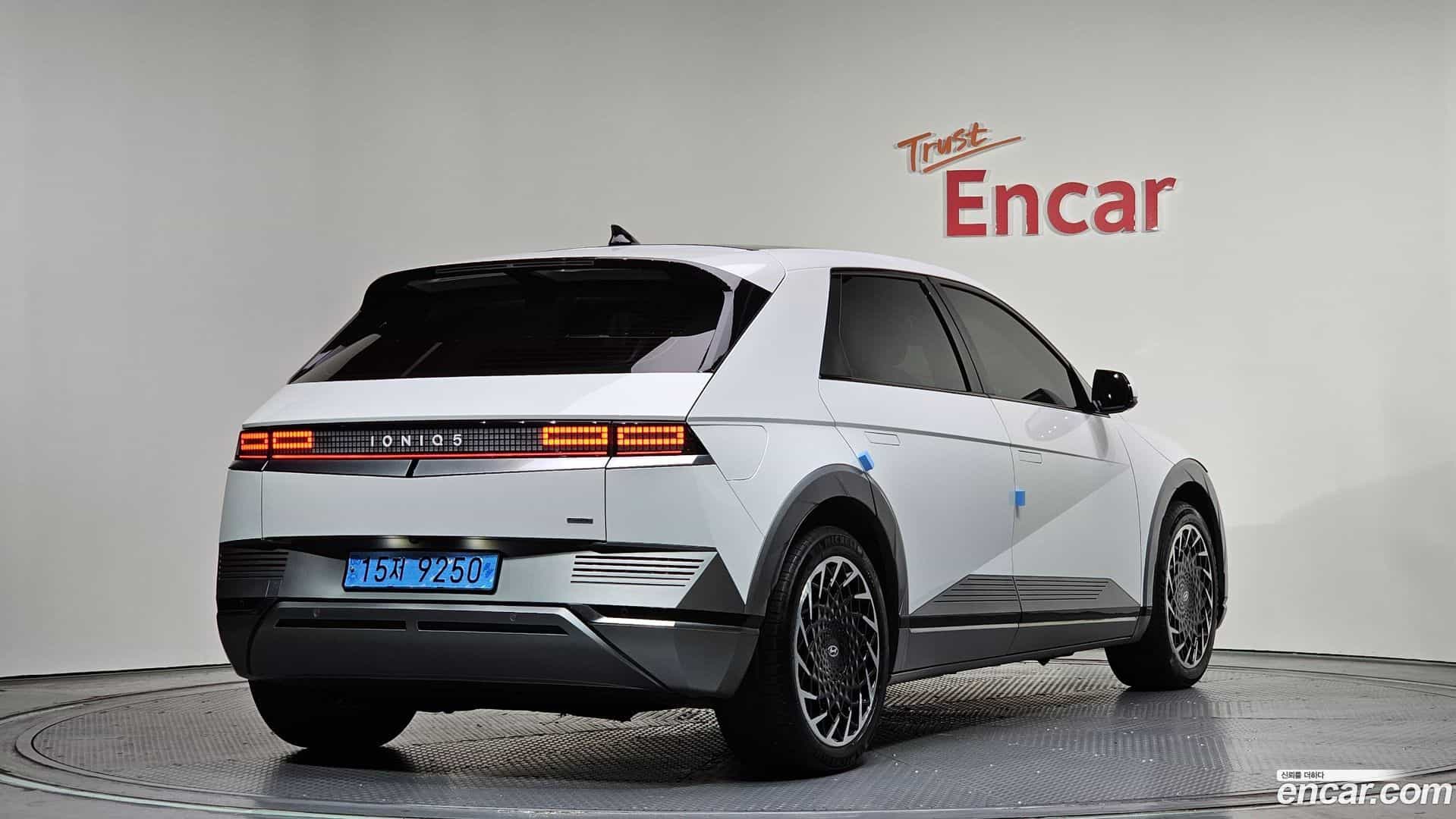 Ioniq5 Hyundai 2022.1-OUTER-002