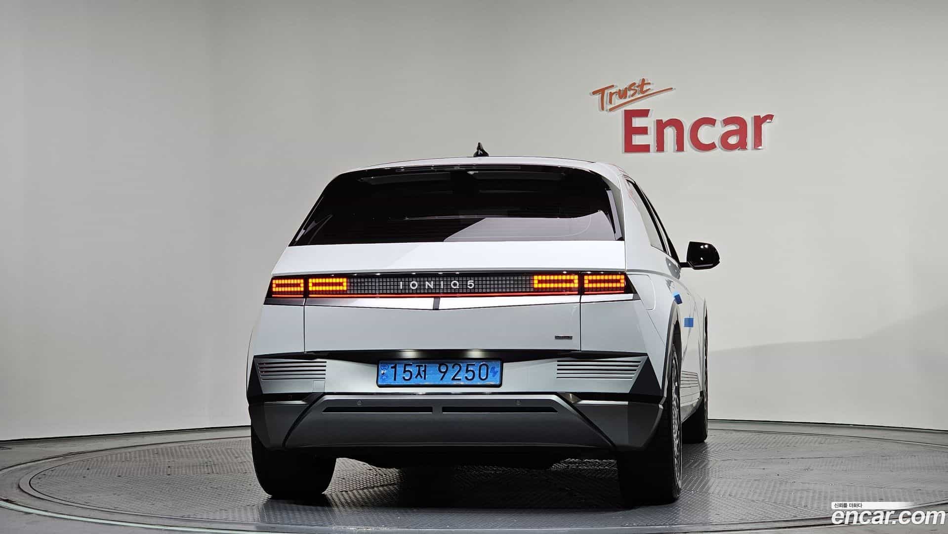 Ioniq5 Hyundai 2022.1-OUTER-004