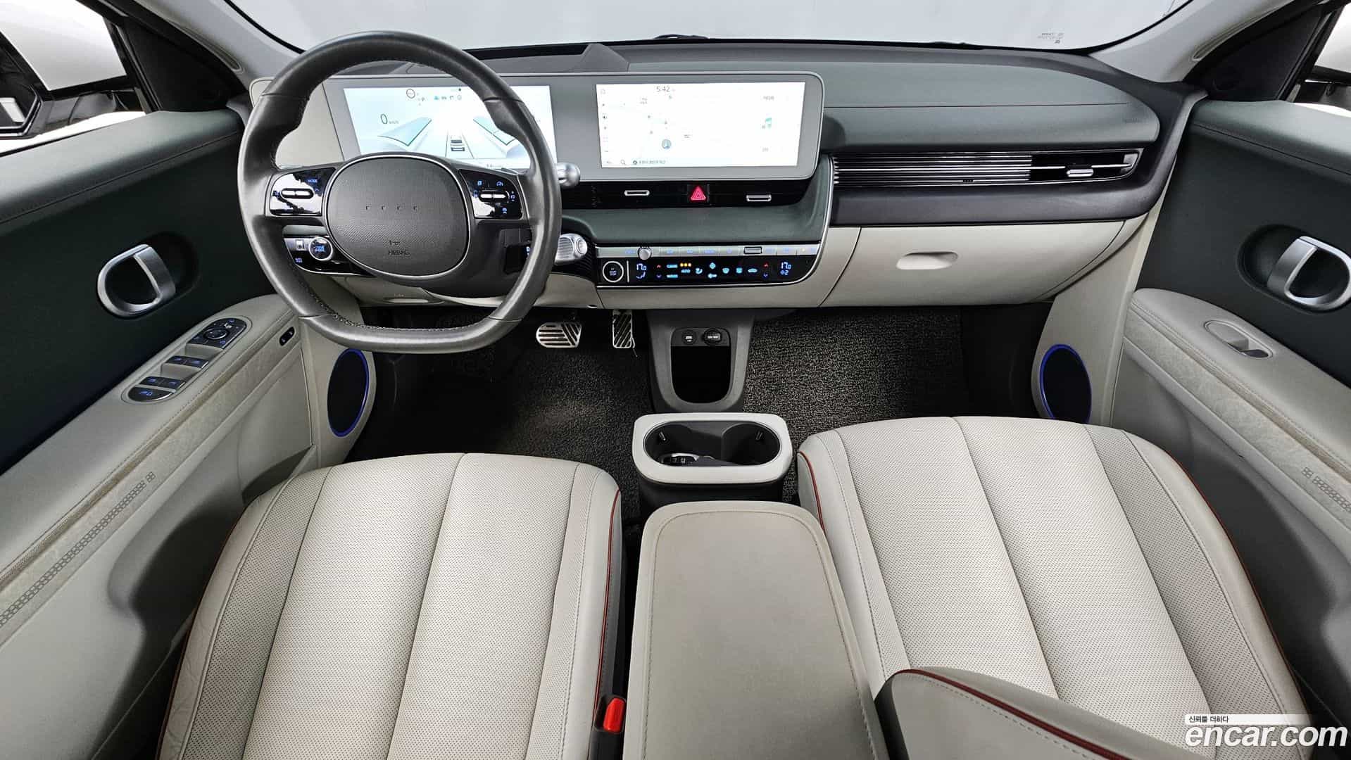 Ioniq5 Hyundai 2022.1-INNER-007