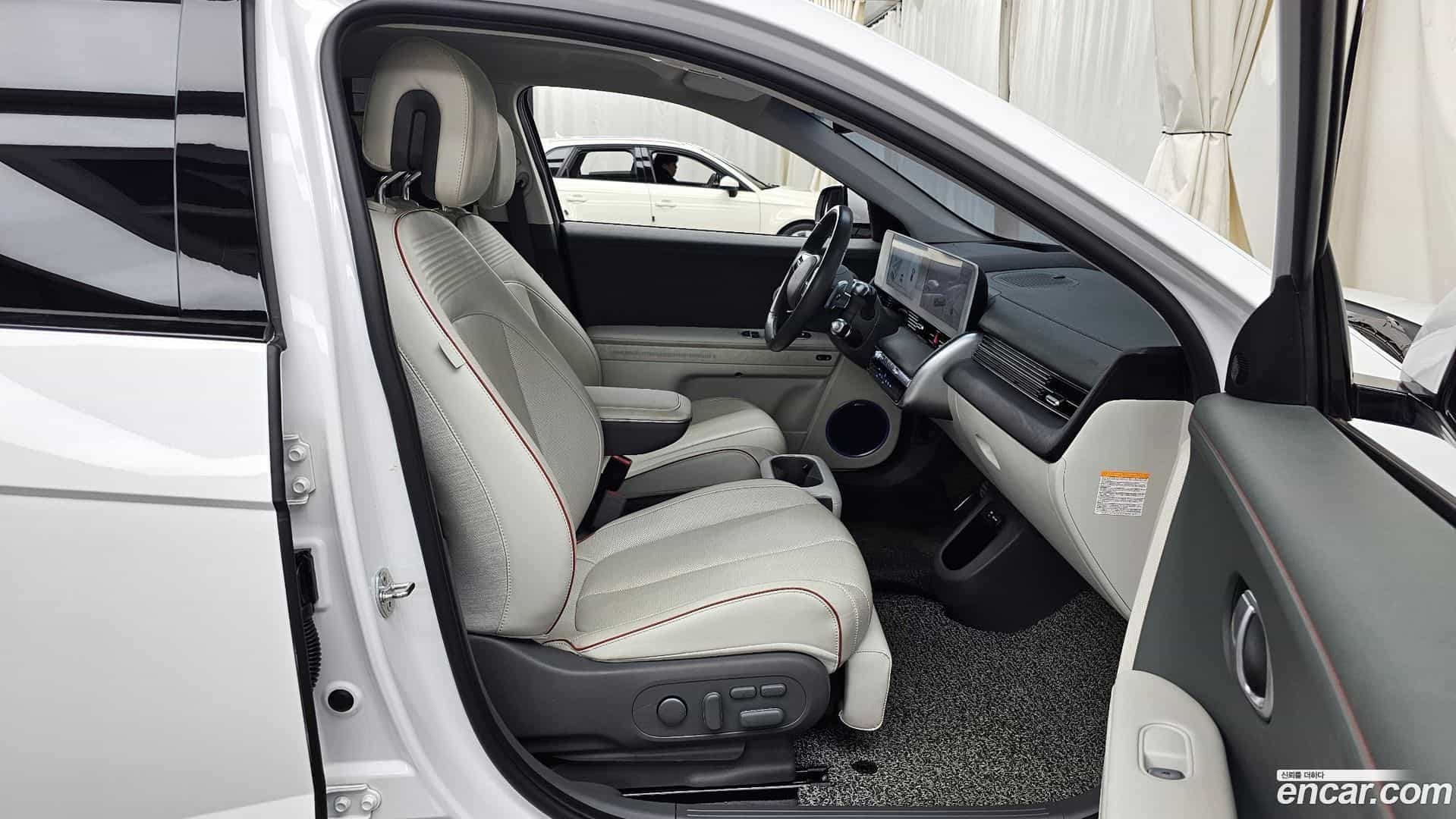 Ioniq5 Hyundai 2022.1-INNER-010