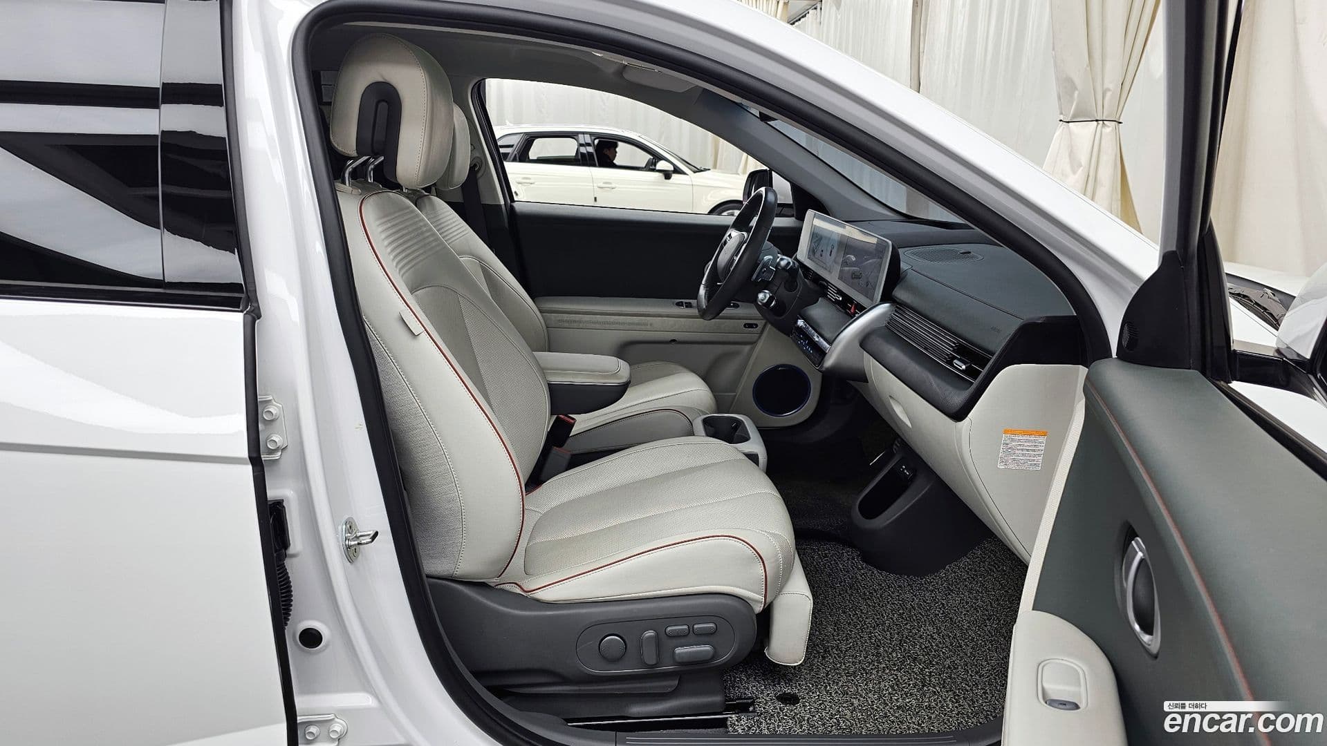 Main__Slider__Photo:Ioniq5 Hyundai 2022.1-9