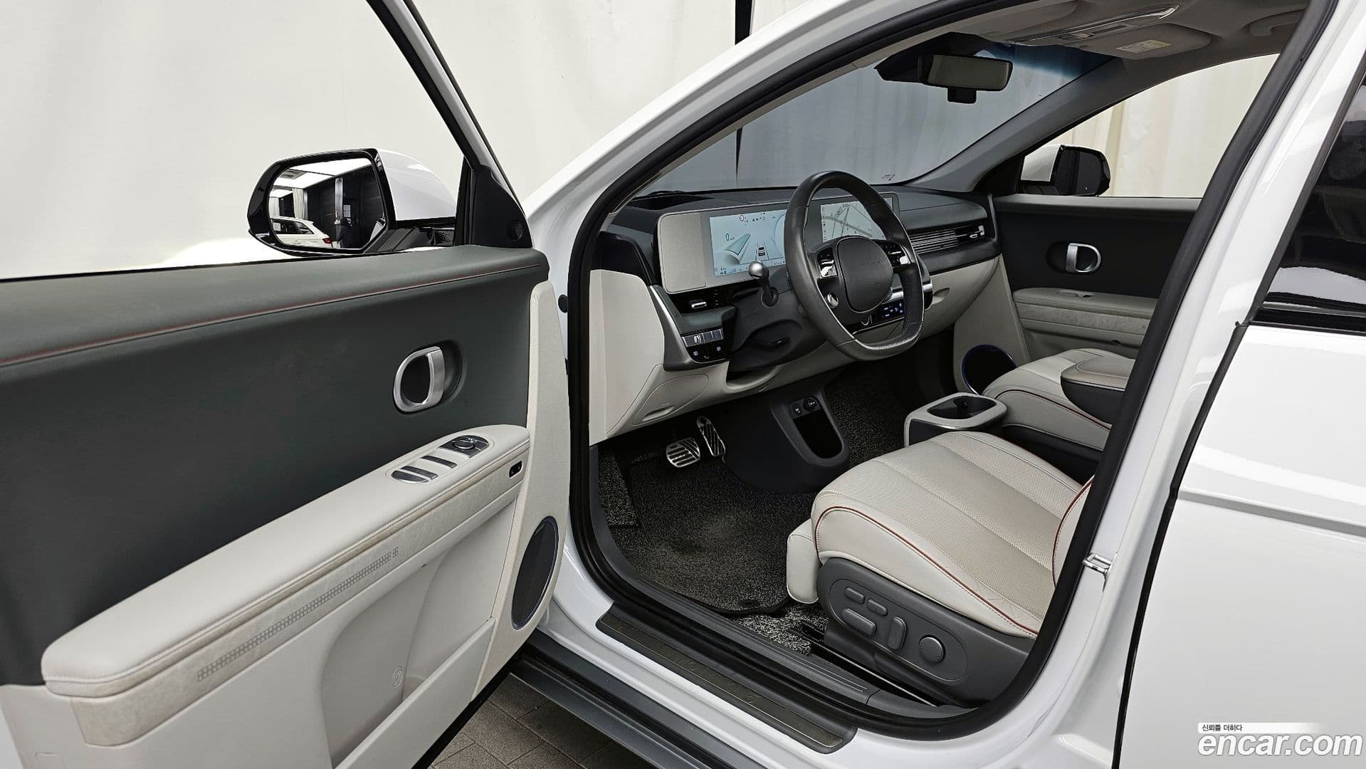 Main__Slider__Photo:Ioniq5 Hyundai 2022.1-10