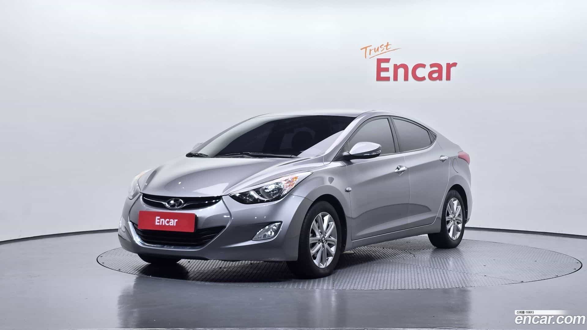 AVANTE Hyundai 2012.8-OUTER-001