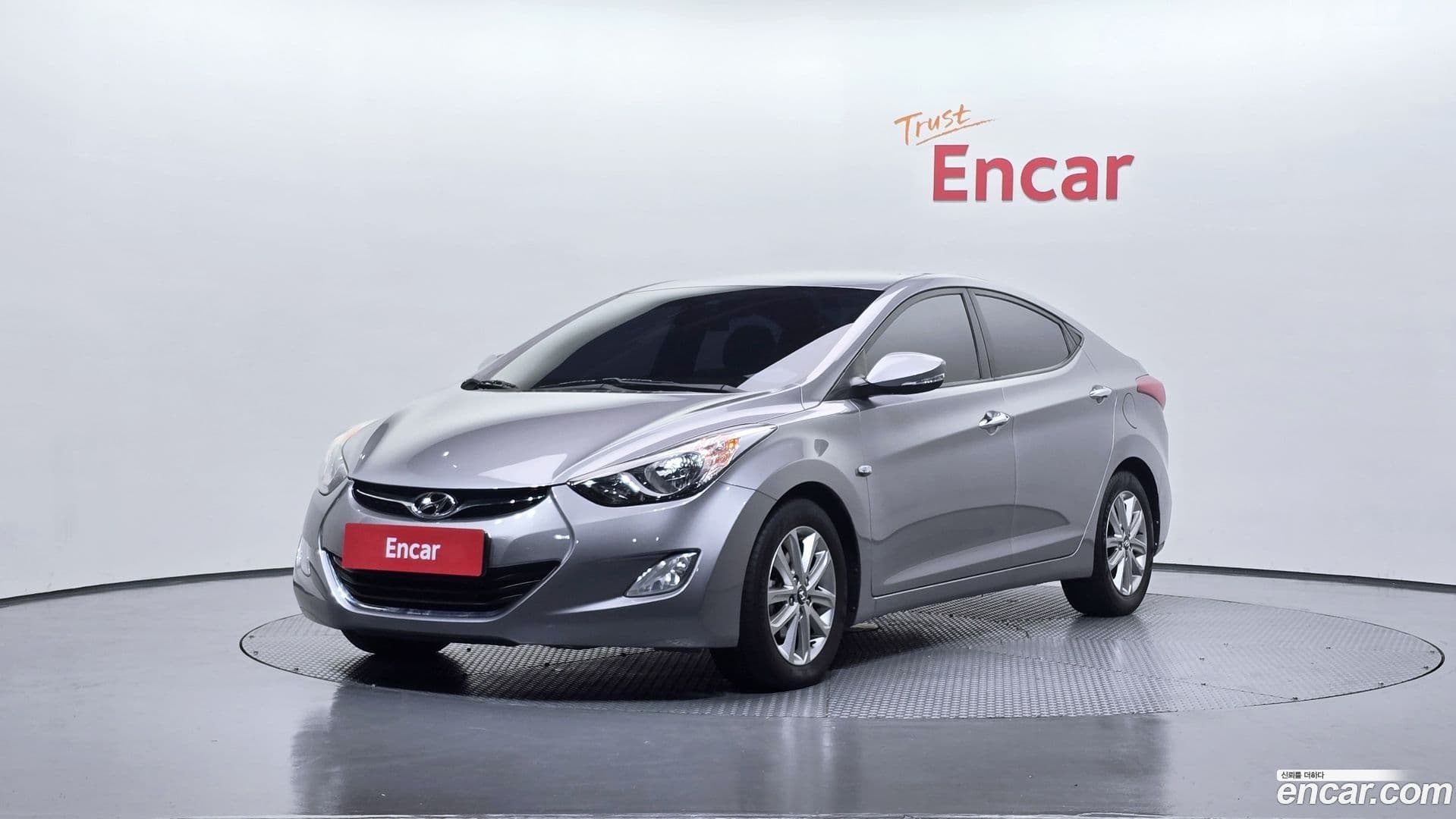 Main__Slider__Photo:AVANTE Hyundai 2012.8-0