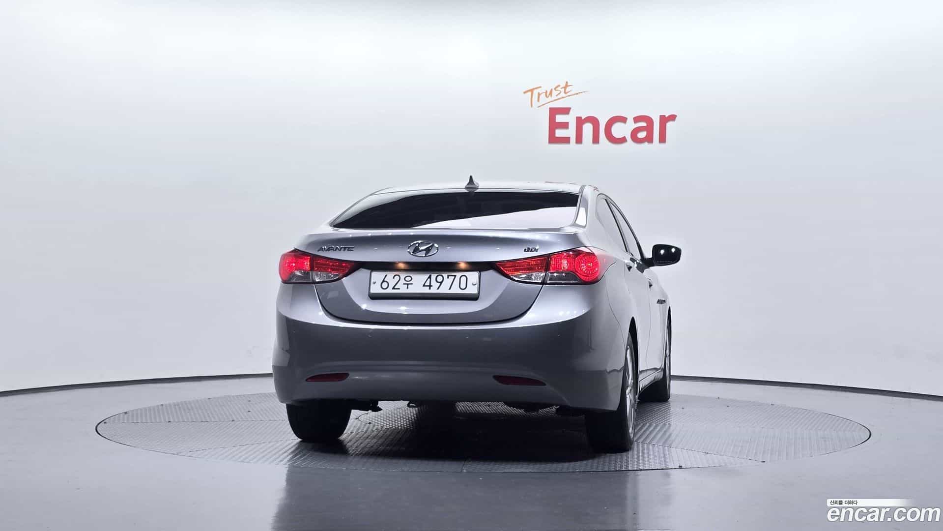 AVANTE Hyundai 2012.8-OUTER-004