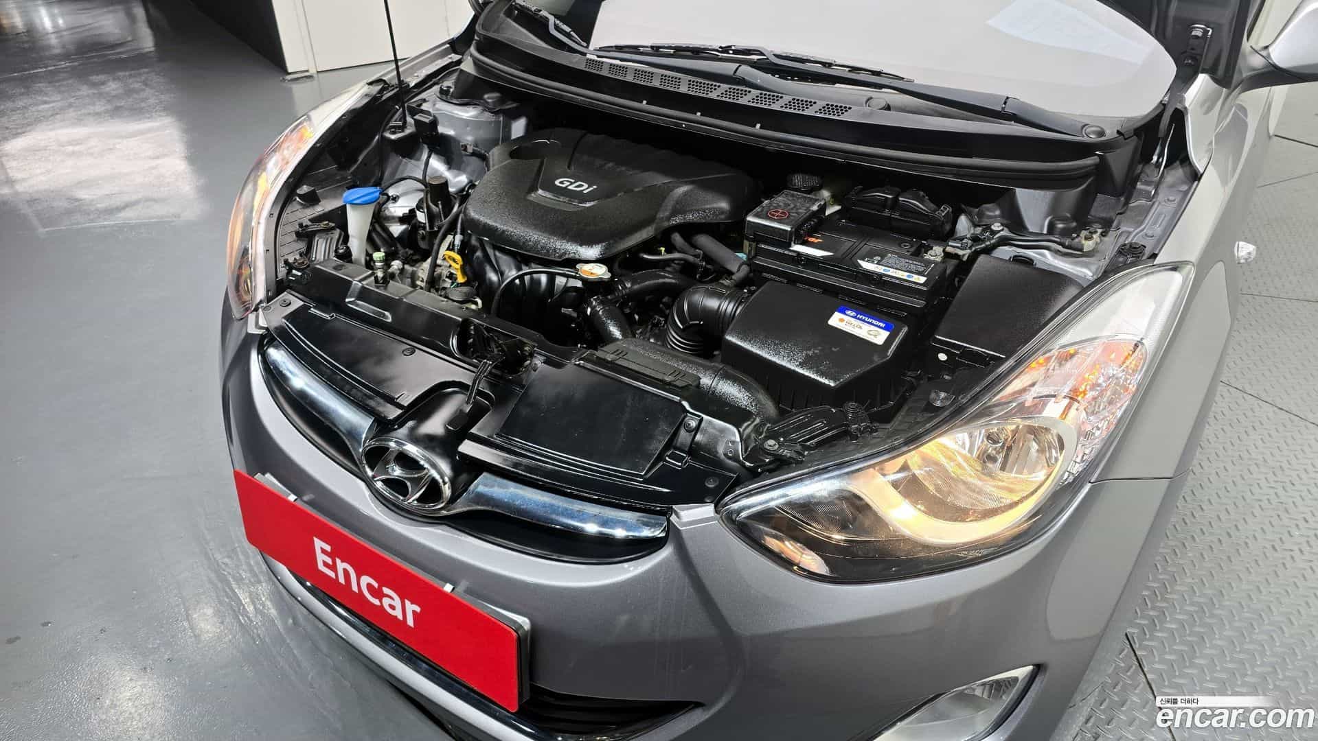 AVANTE Hyundai 2012.8-INNER-006