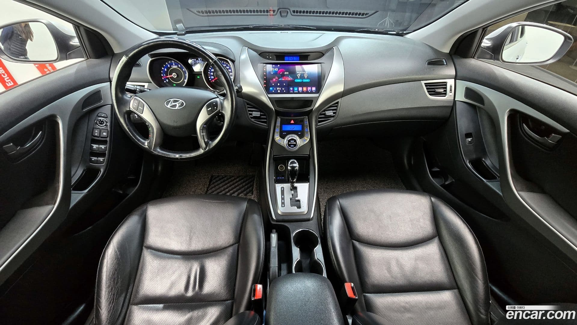 Main__Slider__Photo:AVANTE Hyundai 2012.8-6