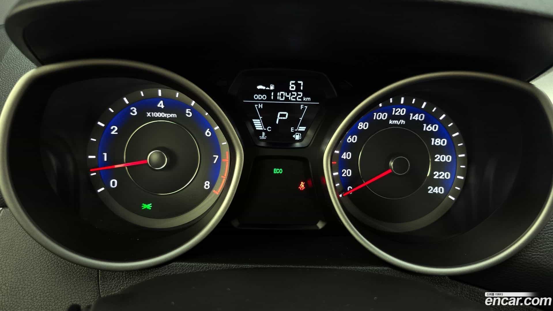 AVANTE Hyundai 2012.8-INNER-008