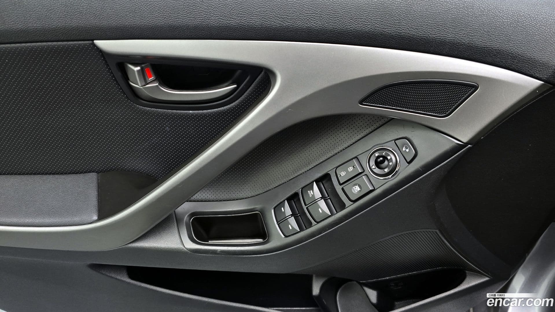 Main__Slider__Photo:AVANTE Hyundai 2012.8-17