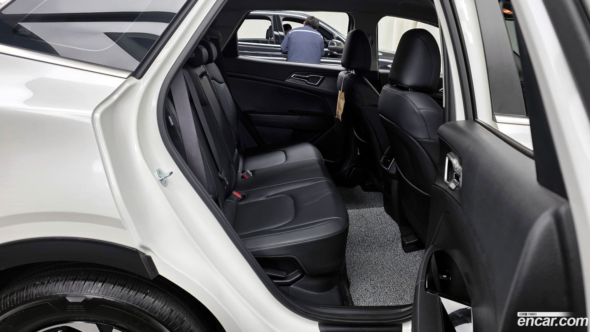 Main__Slider__Photo:Sportage Kia 2024.0-11