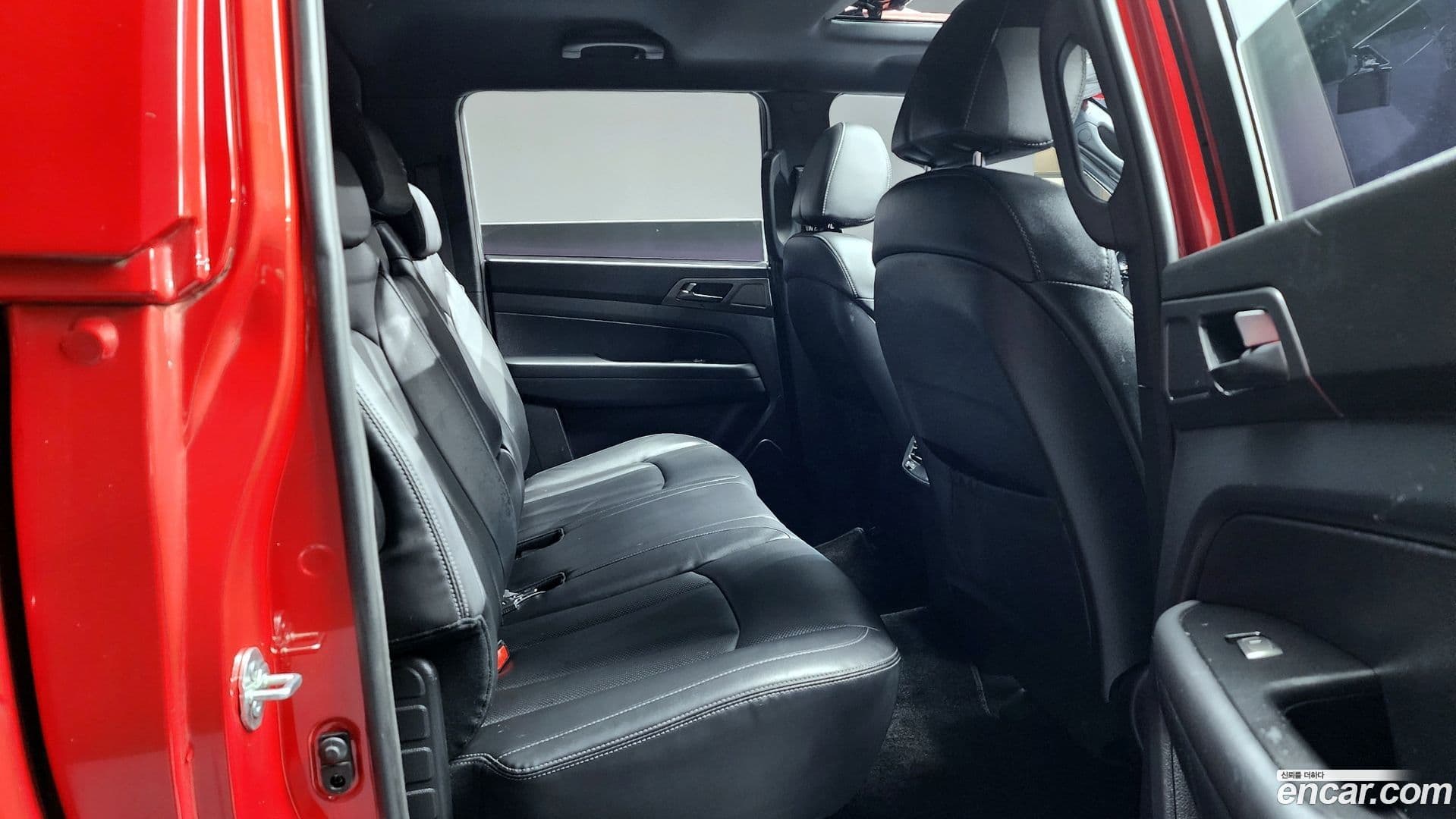 Main__Slider__Photo:Rexton KG_Mobility_Ssangyong 2021.7-11