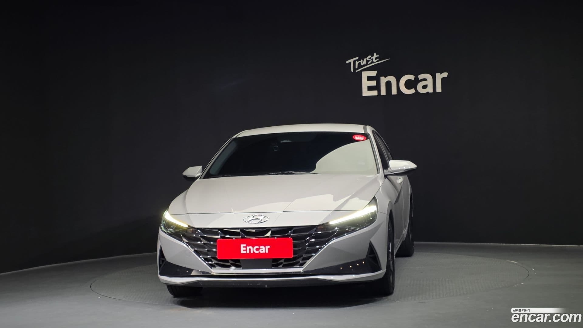 Main__Slider__Photo:AVANTE Hyundai 2021.11-2