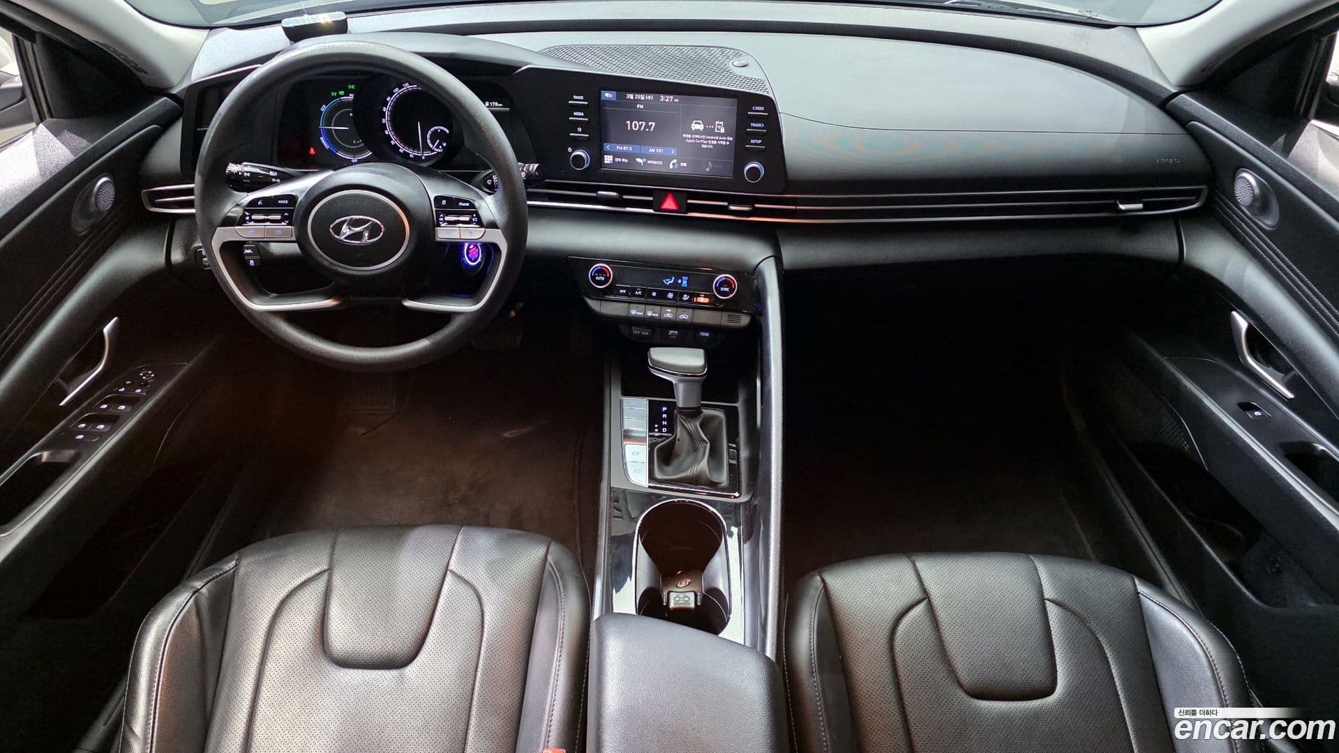 Main__Slider__Photo:AVANTE Hyundai 2021.11-6