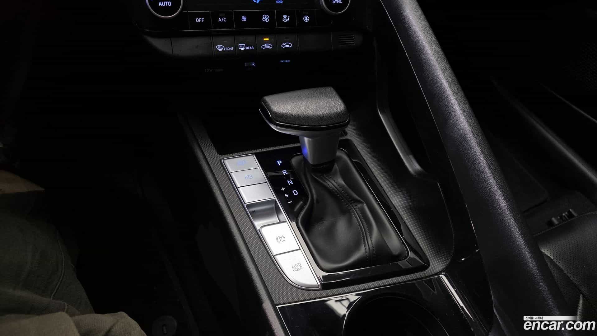 AVANTE Hyundai 2021.11-INNER-009